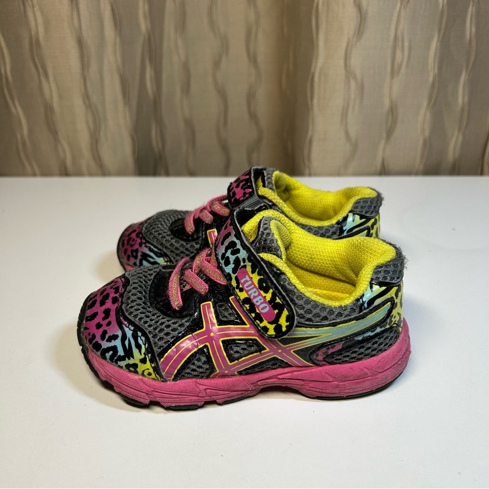 Asics Turbo TS Baby Girl 7 Sneakers Black Pink Yellow Velcro No Tie Leopard